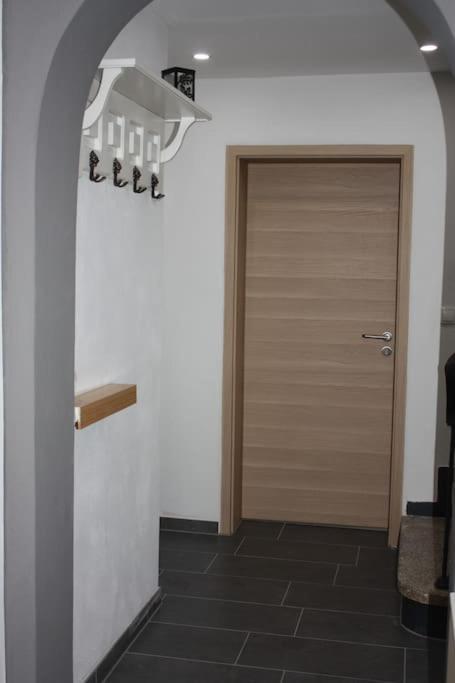 Apartment Eifelhaeusje Schaefer *