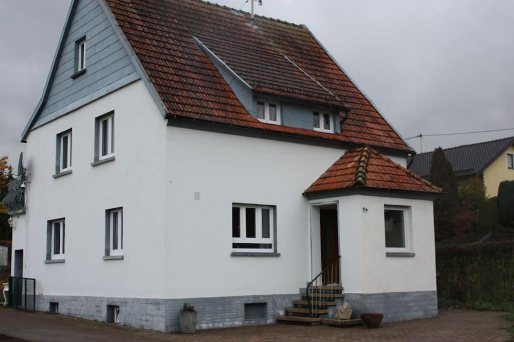 Eifelhaeusje Schaefer Apartment